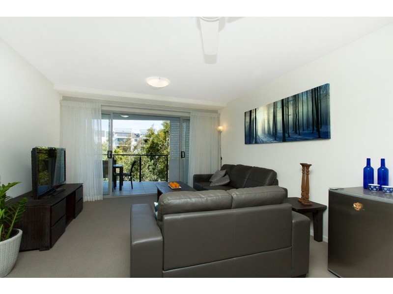 69/57 Grand Parade, Kawana Island QLD 4575
