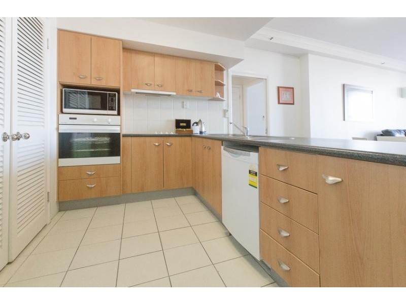 2073/2633 Gold Coast Highway, Broadbeach QLD 4218