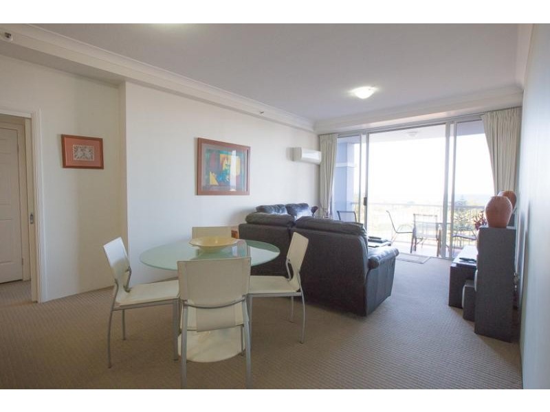 2073/2633 Gold Coast Highway, Broadbeach QLD 4218