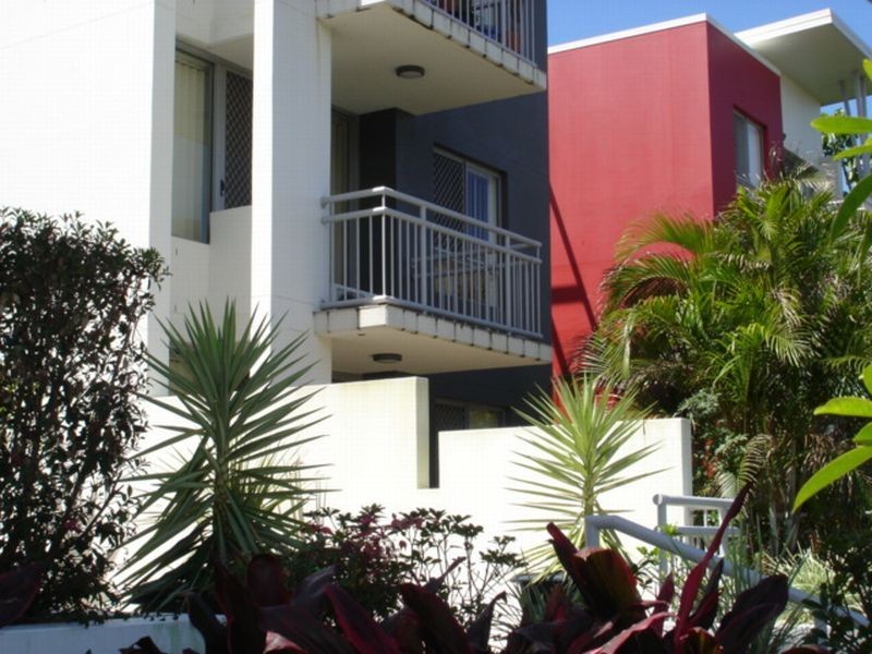 13 Bright Avenue, Labrador QLD 4215