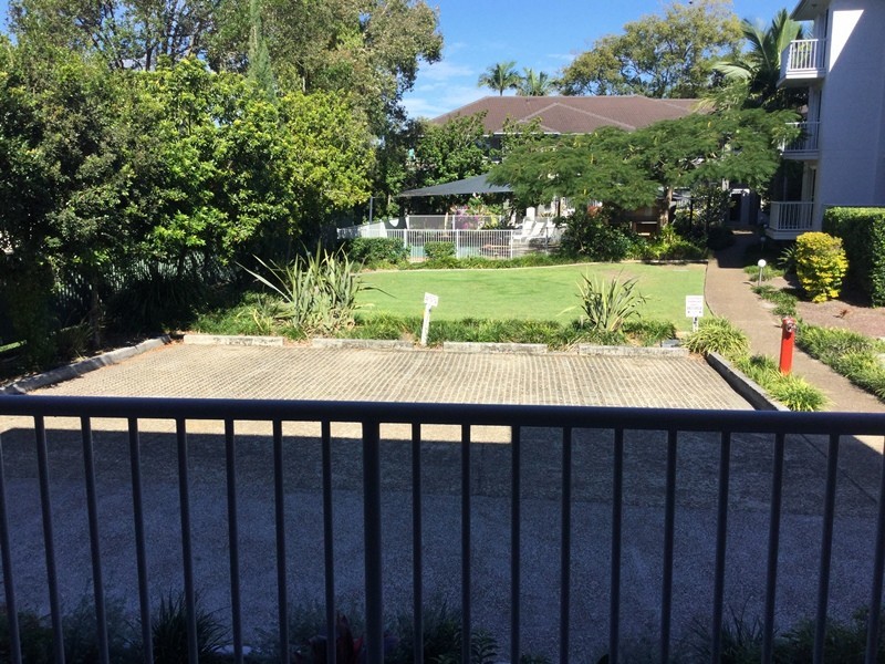 1/33 Clark St, Biggera Waters QLD 4216
