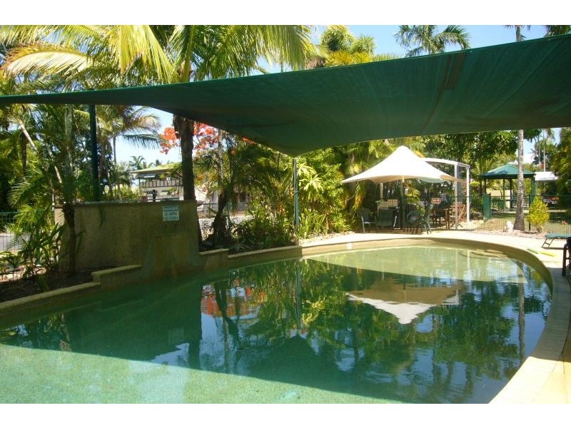 38/1 – 19 Poinciana Street, Holloways Beach QLD 4878