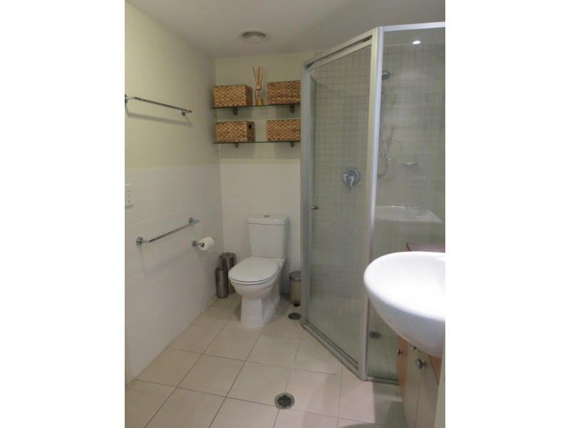 272/21 Cypress Avenue, Surfers Paradise QLD 4217