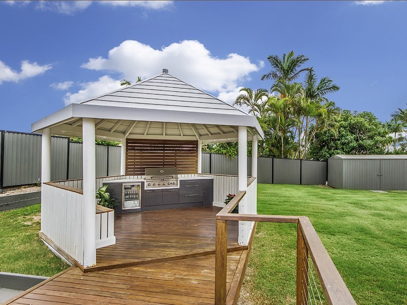 3 Balwyn Court, Arundel QLD 4214