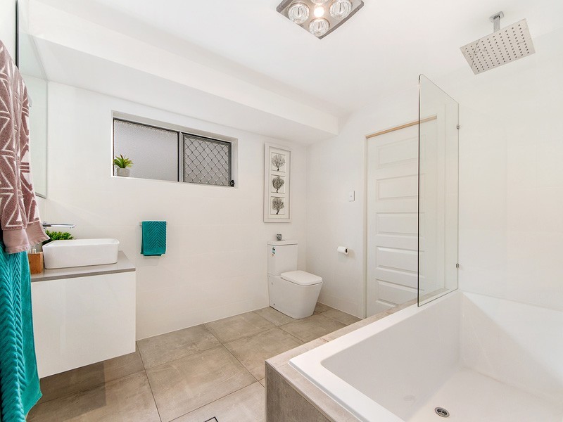 3 Balwyn Court, Arundel QLD 4214