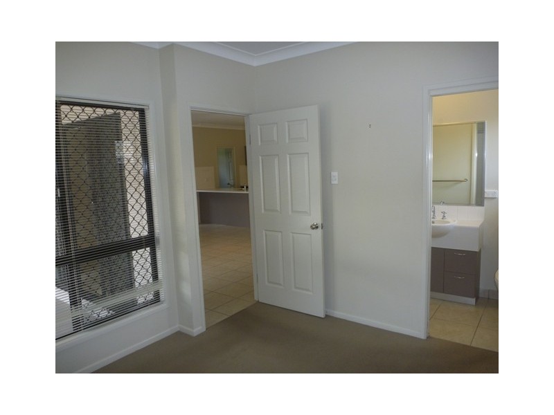 79 Tangerine Way, Kirwan QLD 4817