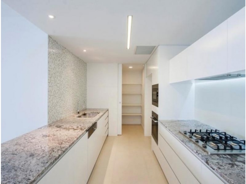 3507/4 Marina Promenade, Paradise Point QLD 4216