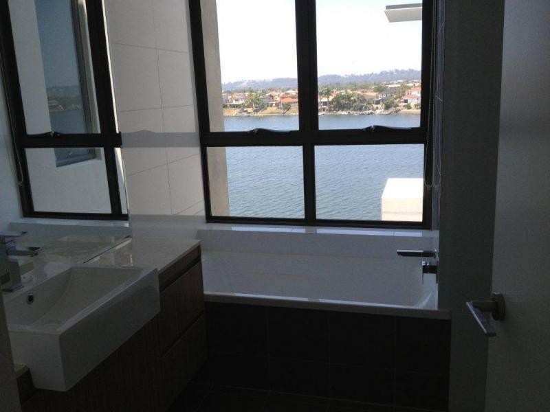 A1/9 Moores Crescent, Varsity Lakes QLD 4227