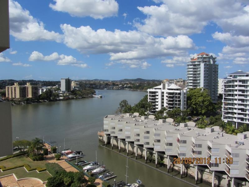 44 Ferry St, Kangaroo Point QLD 4169