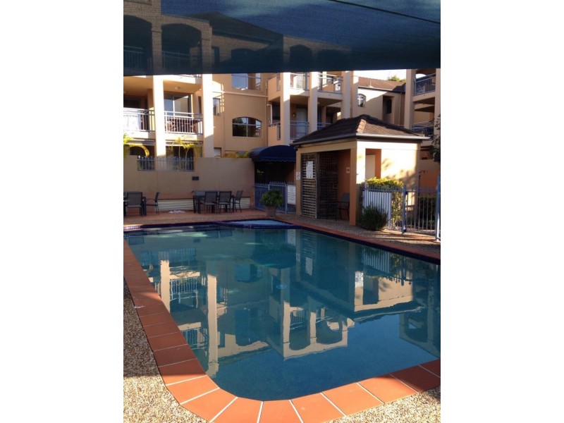 4 MONTE CARLO AVE, Surfers Paradise QLD 4217