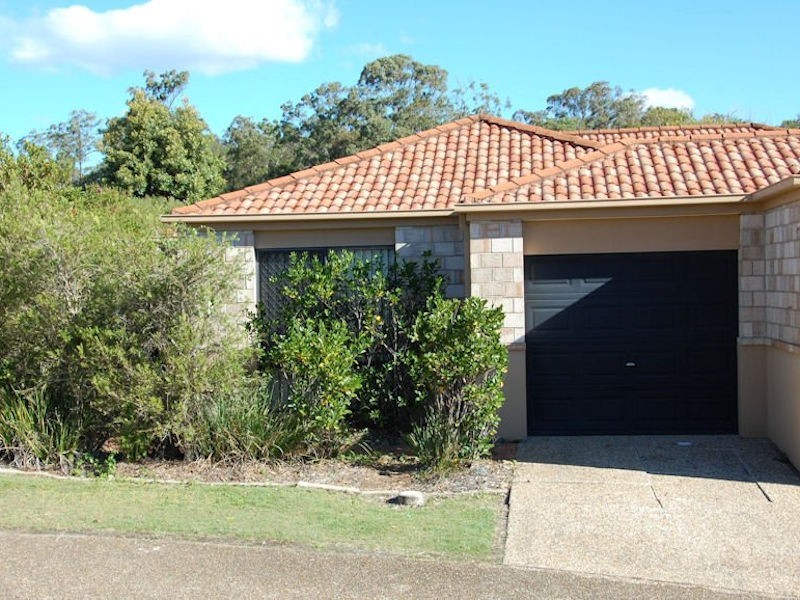 1a/24 Amsonia Court,, Arundel QLD 4214