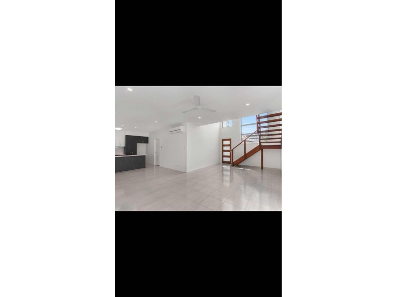1/25 Brendan Drive, Nerang QLD 4211