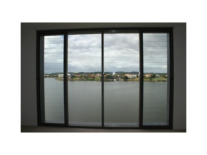 A4/9 Moores Crescent, Varsity Lakes QLD 4227