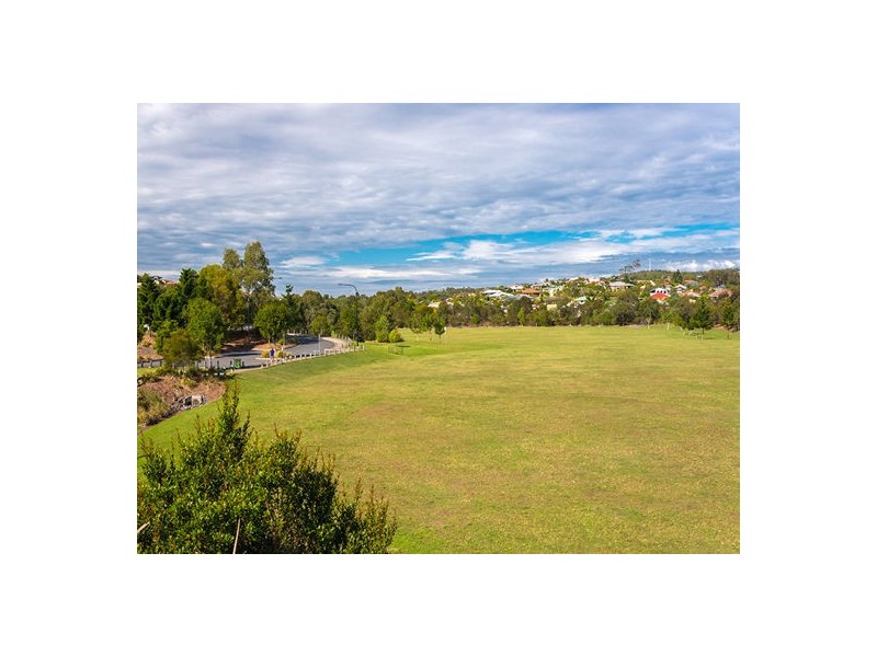 Pacific Pines QLD 4211