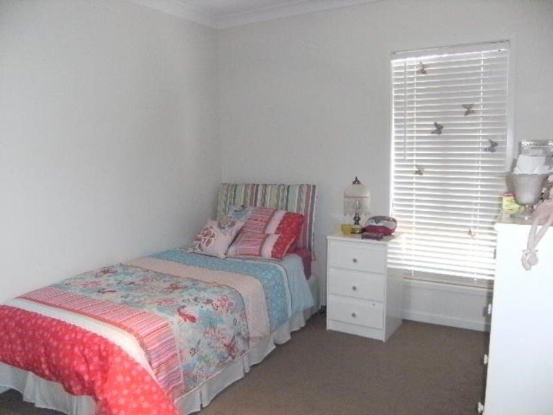 24 Rainlily Crescent, Upper Coomera QLD 4209