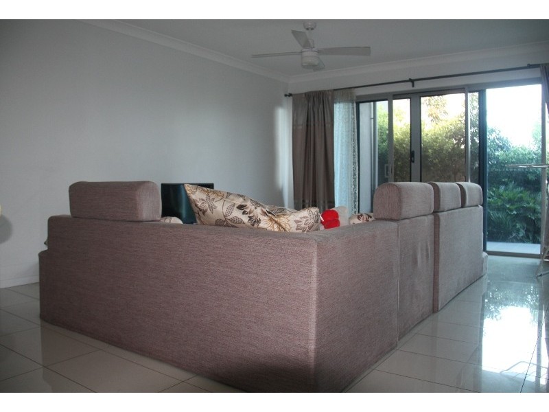 3 Compass Dr., Biggera Waters QLD 4216