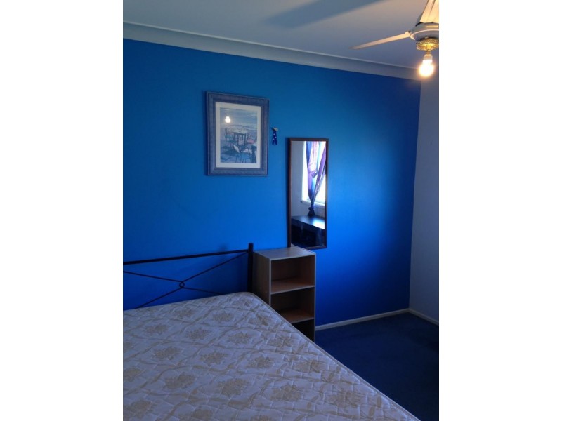 8 Dante Court, Arundel QLD 4214