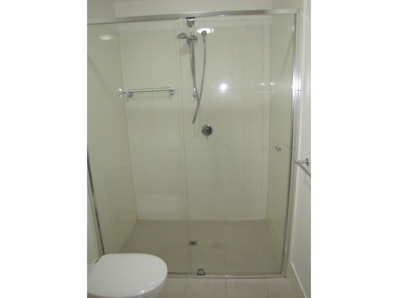 1/23 Playfield Street, Chermside QLD 4032