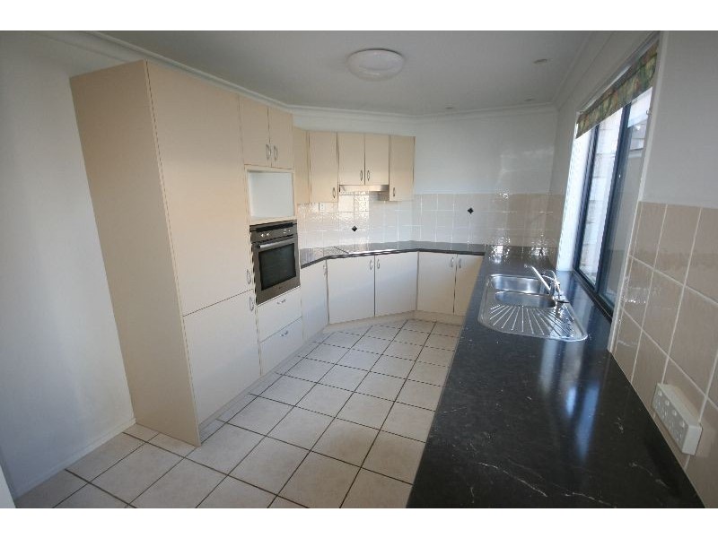 14 Cobbler Place, Hemmant QLD 4174