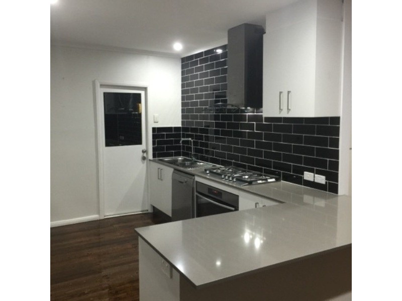 41 Shaw Street, Southport QLD 4215