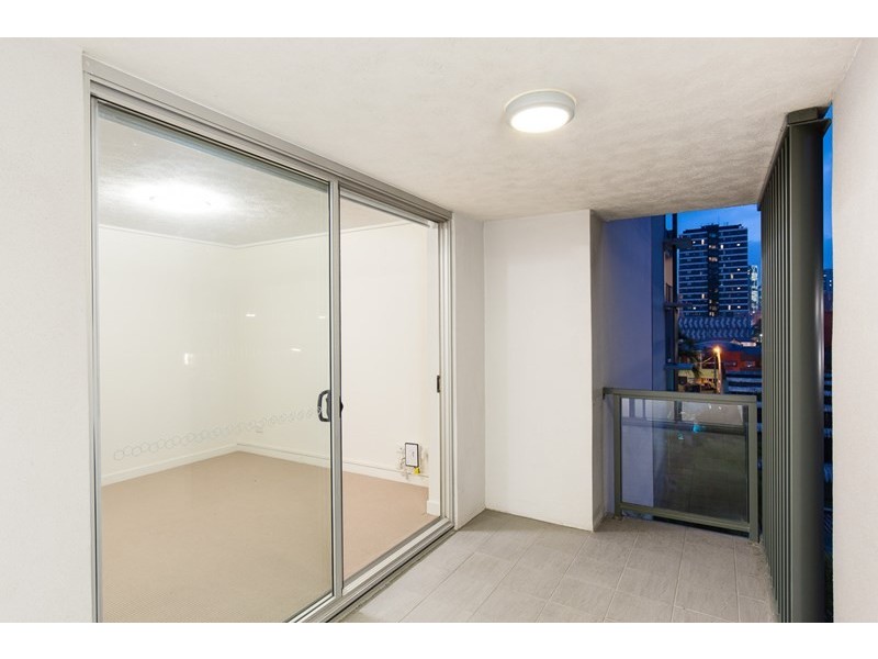 G03/8 Cordelia st, South Brisbane QLD 4101