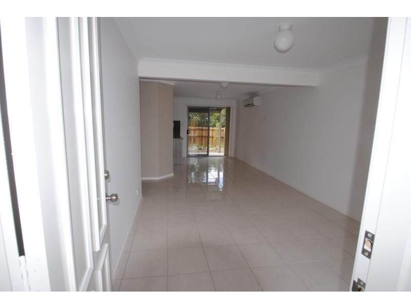 Pacific Pines QLD 4211