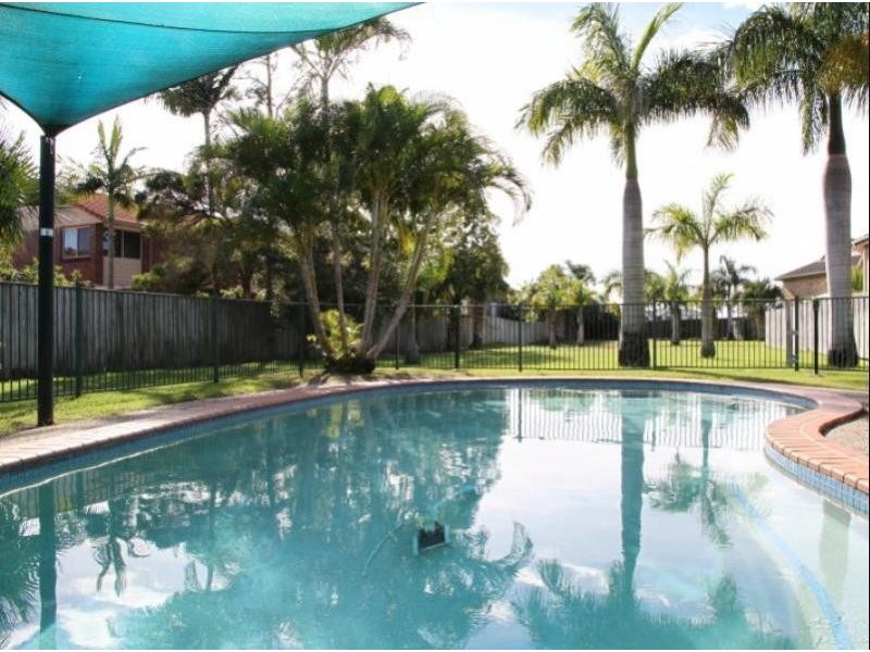 643 Pine Ridge Road, Runaway Bay QLD 4216