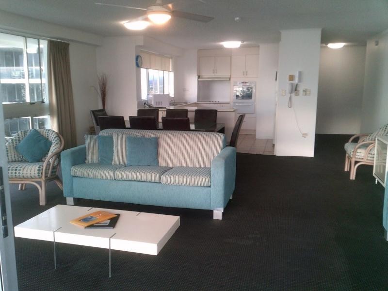 33/202 The Esplanade, Burleigh Heads QLD 4220