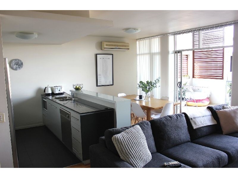 16 Hethe/43 Love Street, Bulimba QLD 4171