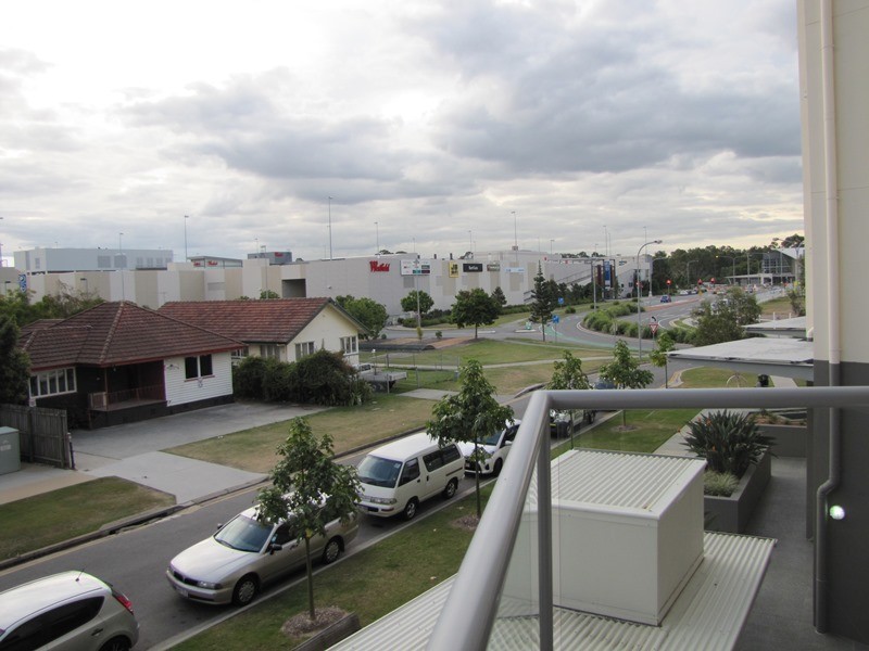 889/51 Playfield Street, Chermside QLD 4032