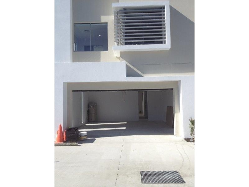 00 South Bay Drive, Varsity Lakes QLD 4227
