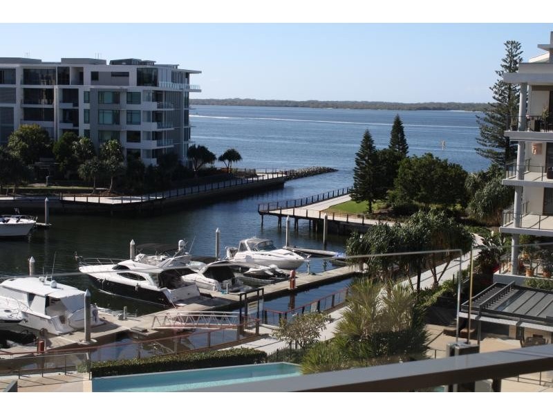 3502/323 Bayview Street, Hollywell QLD 4216