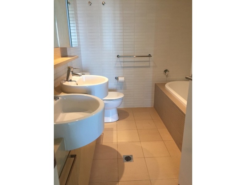 3502/323 Bayview Street, Hollywell QLD 4216