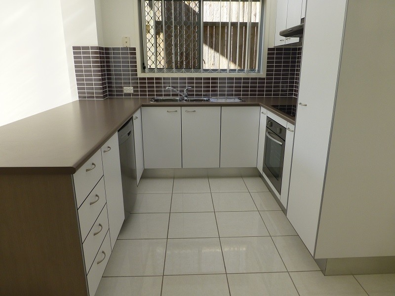 @/30 Carmarthen Circuit, Pacific Pines QLD 4211