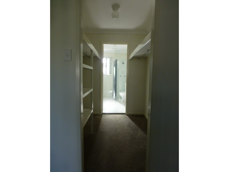 @/30 Carmarthen Circuit, Pacific Pines QLD 4211