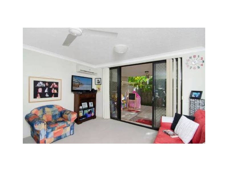 18/4 Mawarra Street, Palm Beach QLD 4221