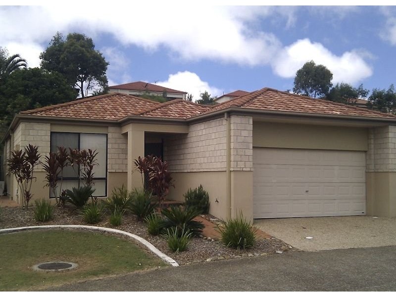1c/24 Amsonia Court,, Arundel QLD 4214