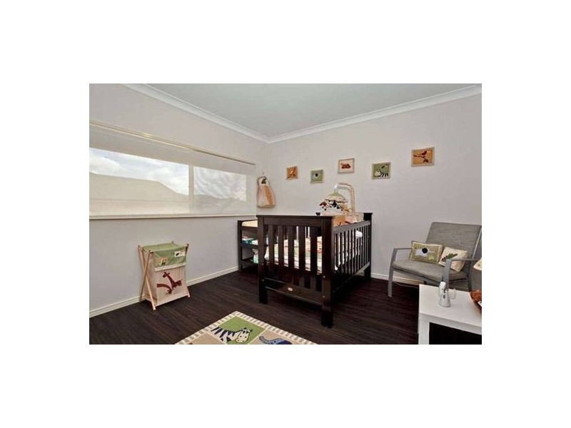 7 Meadow Court, Maudsland QLD 4210