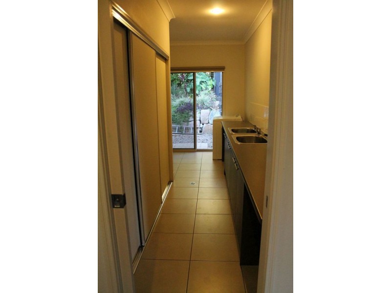 7 Meadow Court, Maudsland QLD 4210