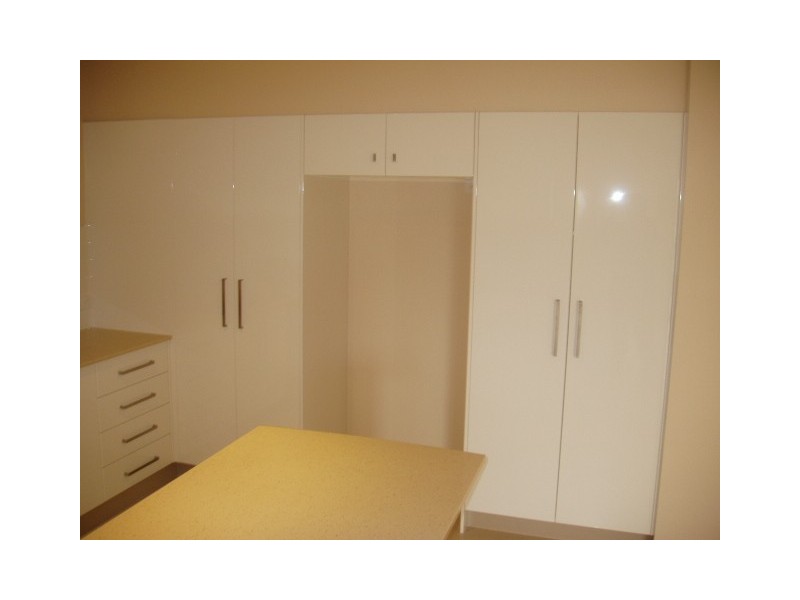 24 Parker Street, Labrador QLD 4215