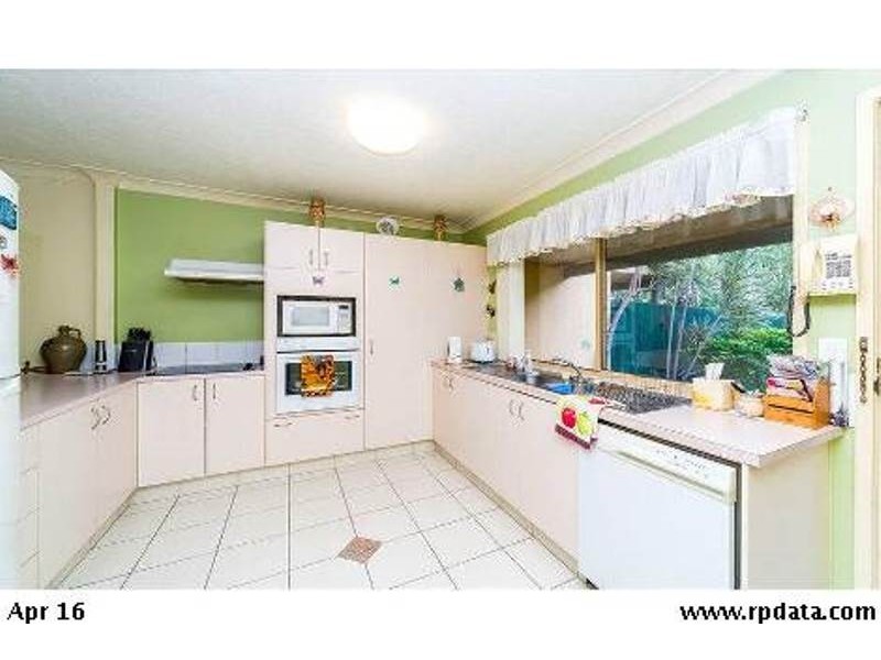 16/469 Pine Ridge Road, Runaway Bay QLD 4216