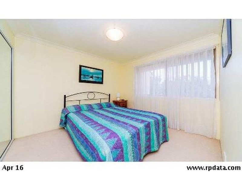 16/469 Pine Ridge Road, Runaway Bay QLD 4216