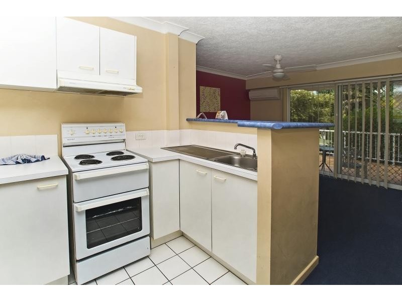 28/43 Cypress Ave, Surfers Paradise QLD 4217