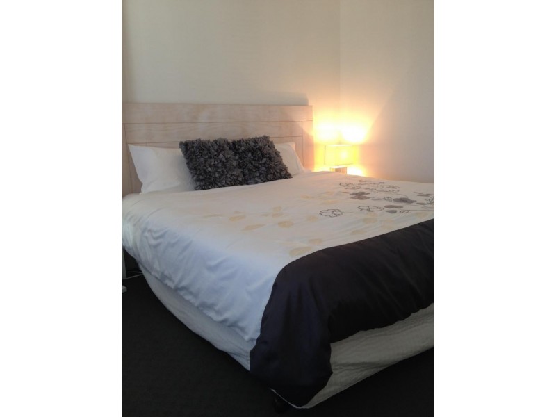 1801/5 Enderley Ave, Surfers Paradise QLD 4217