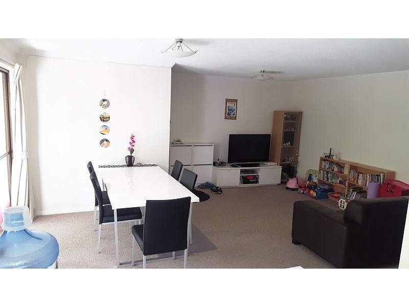 111 Markeri Street, Mermaid Waters QLD 4218