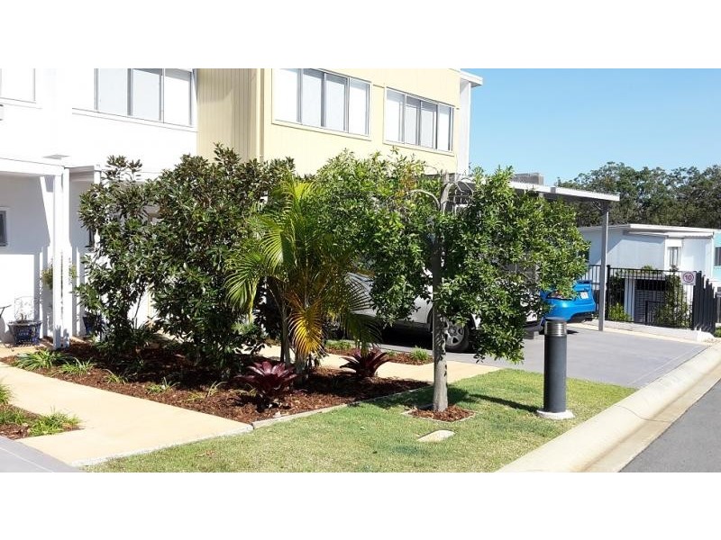 8/430 Pine Ridge Road, Coombabah QLD 4216