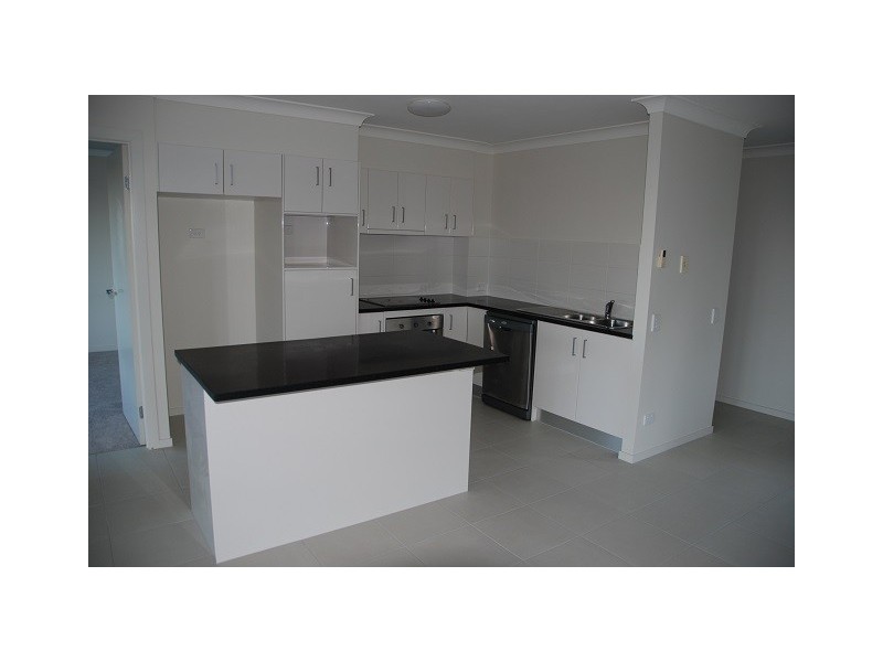 3/5 Faculty Crescent, Mudgeeraba QLD 4213