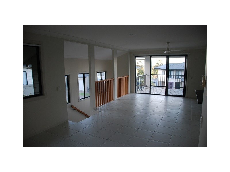 3/5 Faculty Crescent, Mudgeeraba QLD 4213