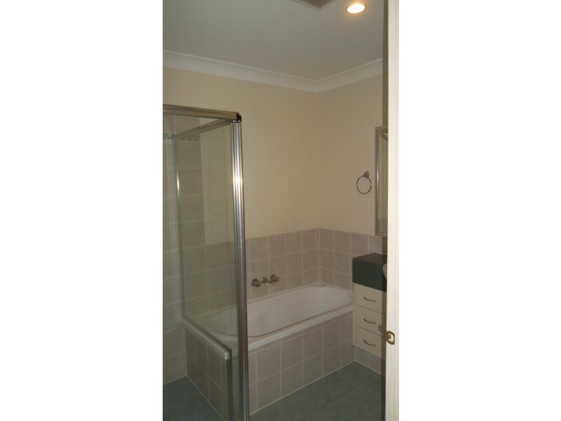 2 Boss st, Coomera QLD 4209