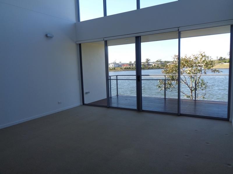 52/29-49 Varsity Parade, Varsity Lakes QLD 4227